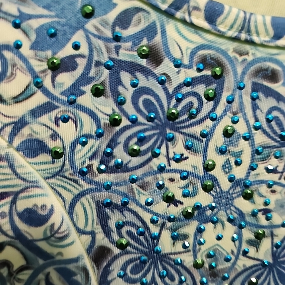 Blue and Green Boho Embellisjed Women's Top Sz 2X - Picture 2 of 6